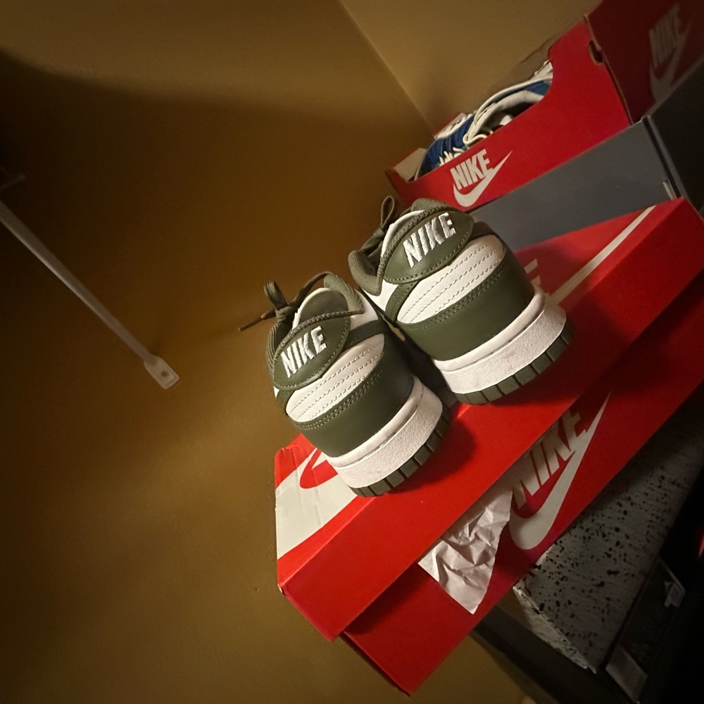 Nike Dunks - Picture 5 of 5